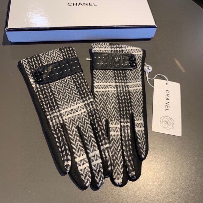 Chanel Gloves 091047